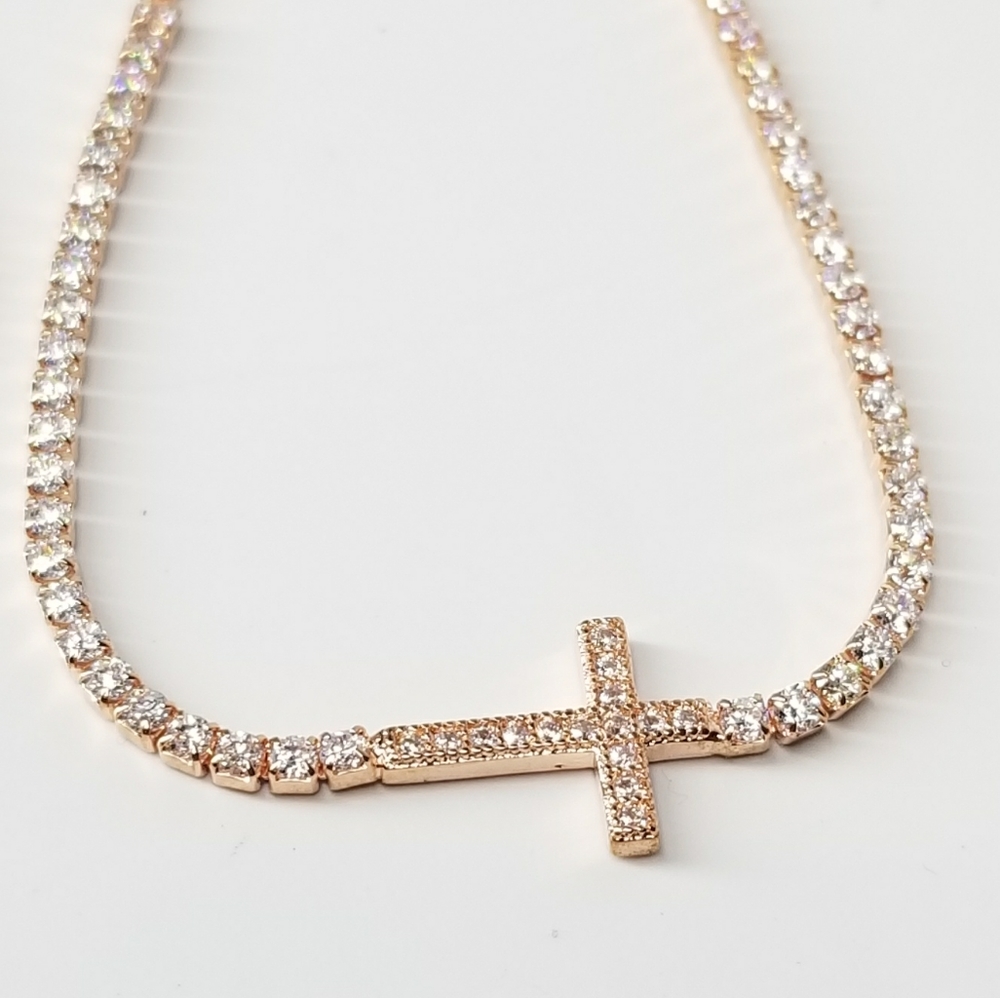 NEW in Gift Box Pave CZ Slider Tennis Bracelet NWT - Picture 7 of 8